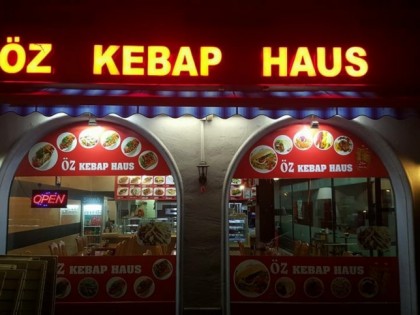 Фото: &amp;Ouml;Z Kebap Haus